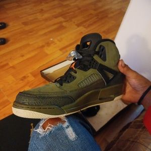 Jordan Spizike "Olive Canvas"